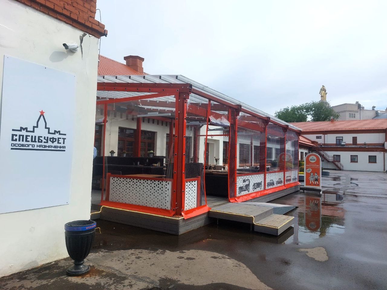 ПВХ шторы для летней террасы кафе в Долгом